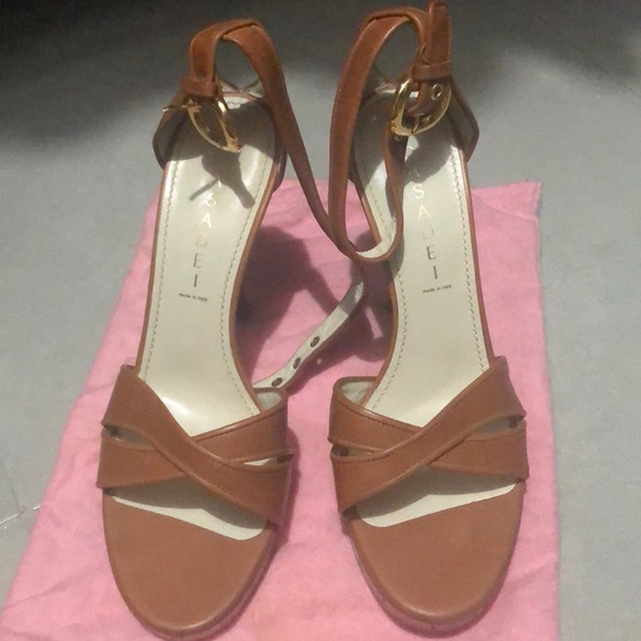 Casadei high heels perfect for summer - Picture 1 of 5